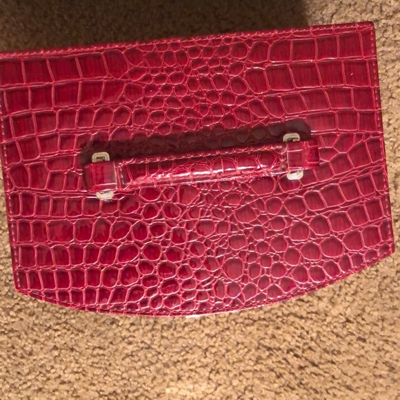 Vintage Jewelry/Music Box 3 Tier Drawers & Mirror Crocodile Pattern Red - Picture 13 of 16